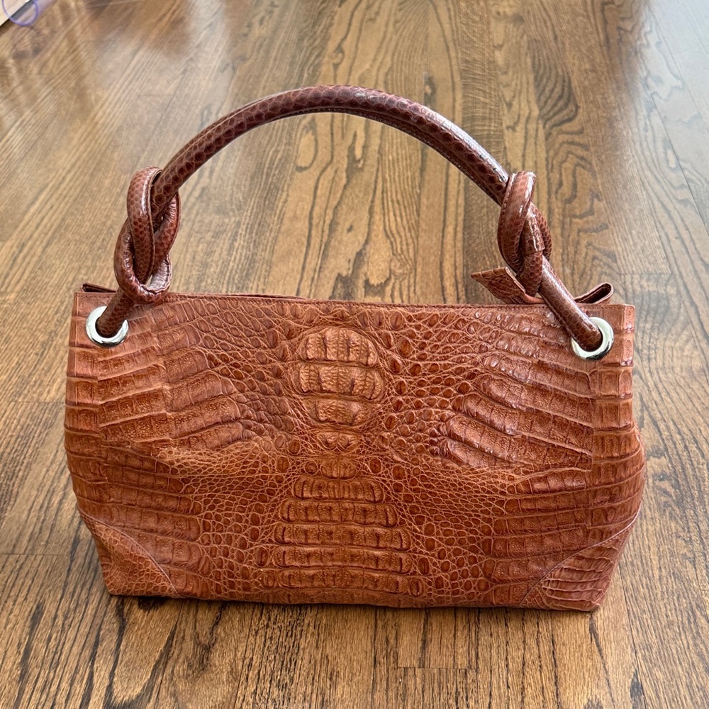 Vintage Golden Tan Genuin Crocodile Leather Shoulder Bag with Knotted Handle